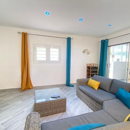 972M Beautiful Air-Conditioned Villa With Garden Ле-Карбе Экстерьер фото